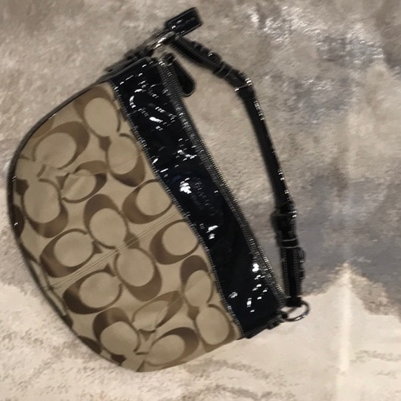 Coach purse - Picture 3 of 3